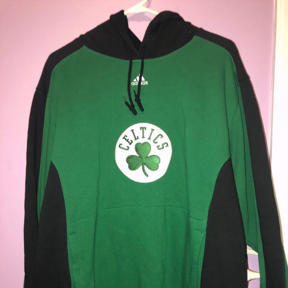 Boston Celtics hoodie adidas size medium